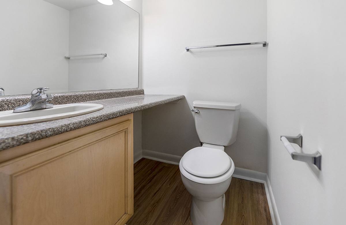 Apartment for rent at 3209 Roberta St, Metairie, LA 70003