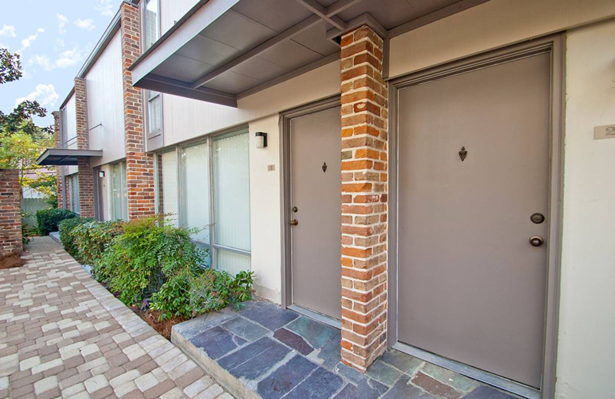 Apartment for rent at 3209 Roberta St, Metairie, LA 70003