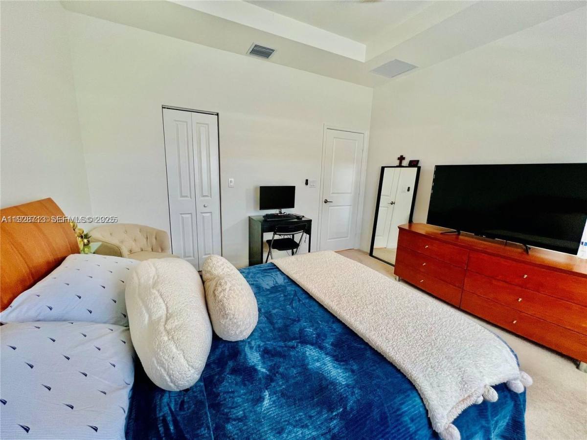 House for rent at 25532 SW 108th Ave, Homestead, FL 33032