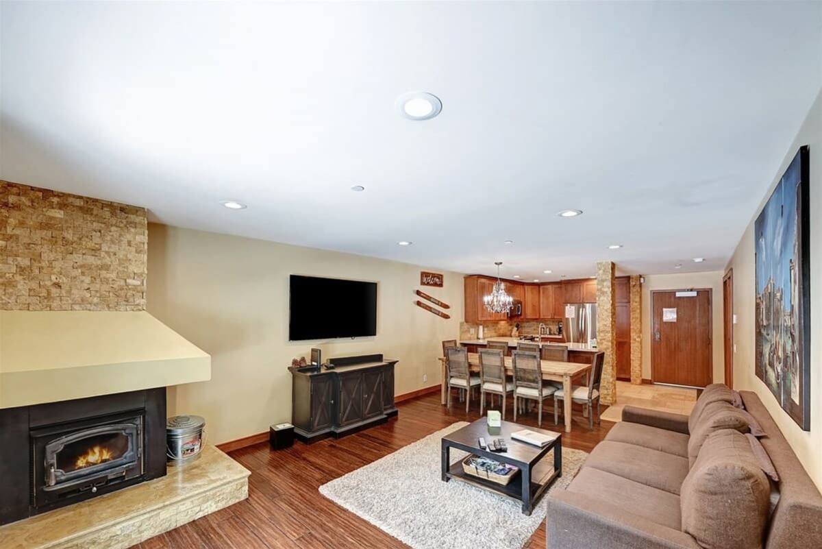 Condo for rent at 865 Majestic Pines Dr, Mammoth Lakes, CA 93546