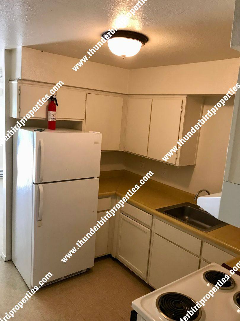 Apartment for rent at 187 Monte Largo Dr NE, Albuquerque, NM 87123
