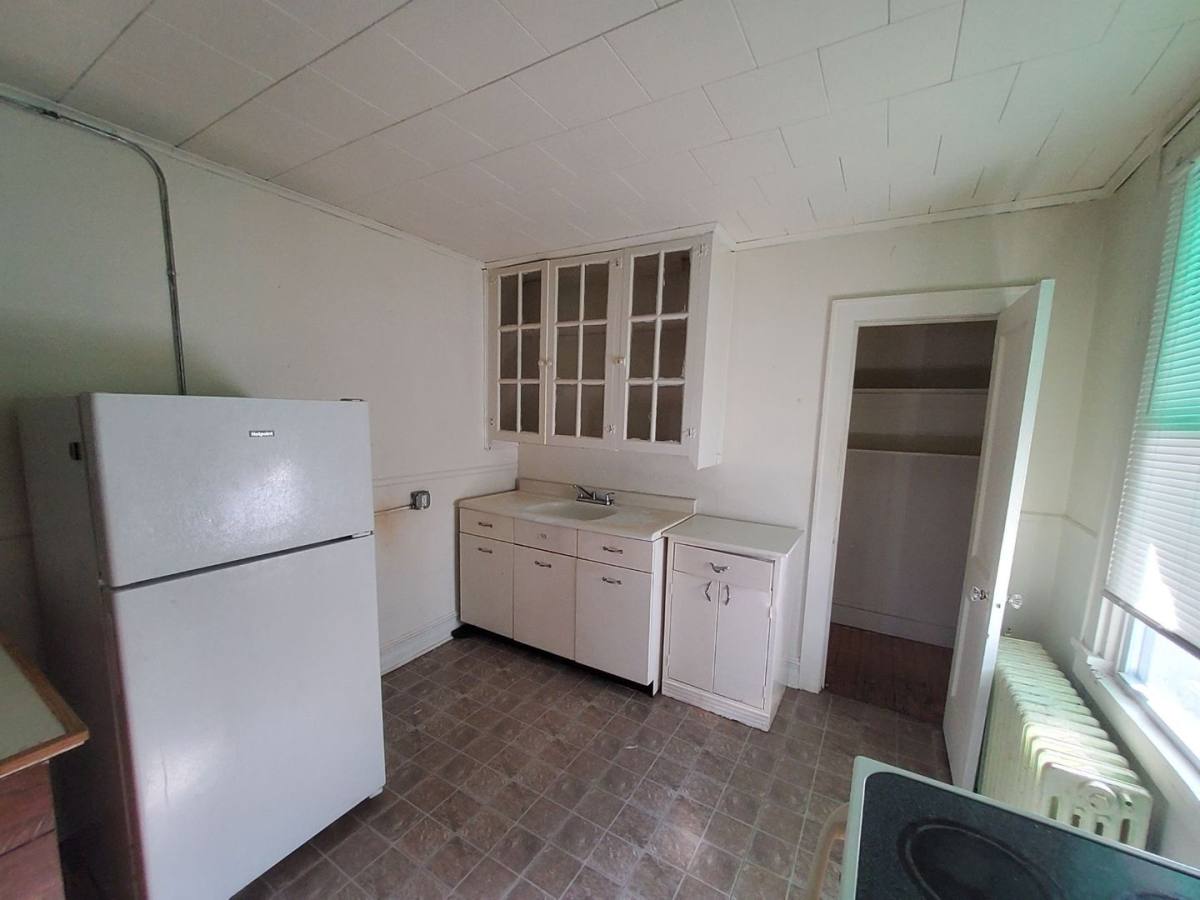 Apartment for rent at 585 Arthur St, Hazleton, PA 18201