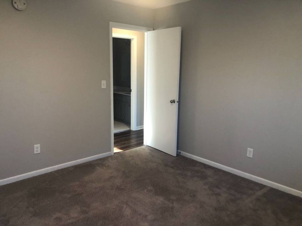 Apartment for rent at 504-512 14th St SE, Rochester, MN 55904