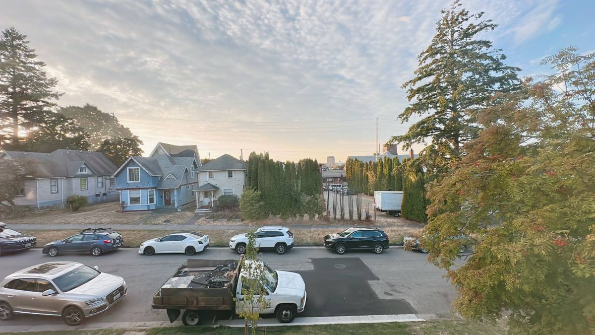 Apartment for rent at 1316 High St, Bellingham, WA 98225