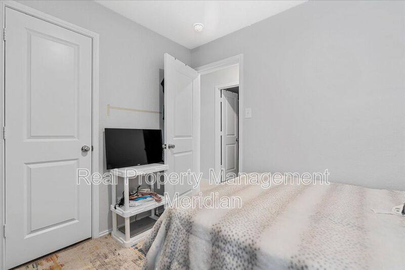 Condo for rent at 8730 Texas Risinger Dr, Fort Worth, TX 76123