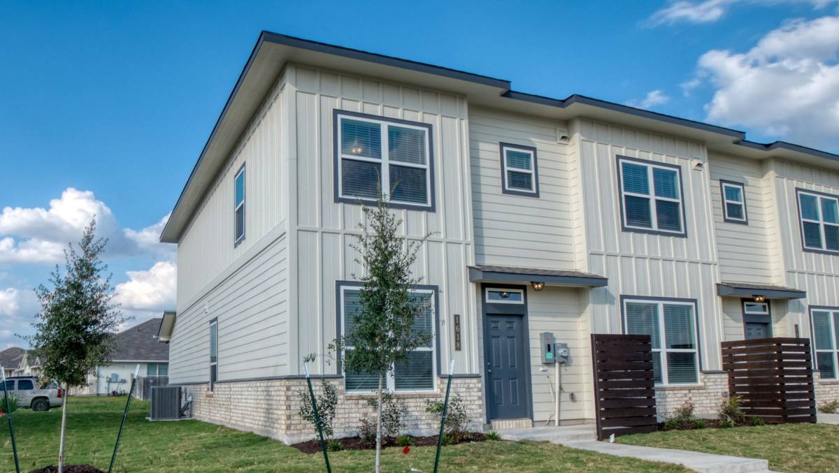 Townhouse for rent at 1610 Lummus Dr, Temple, TX 76504
