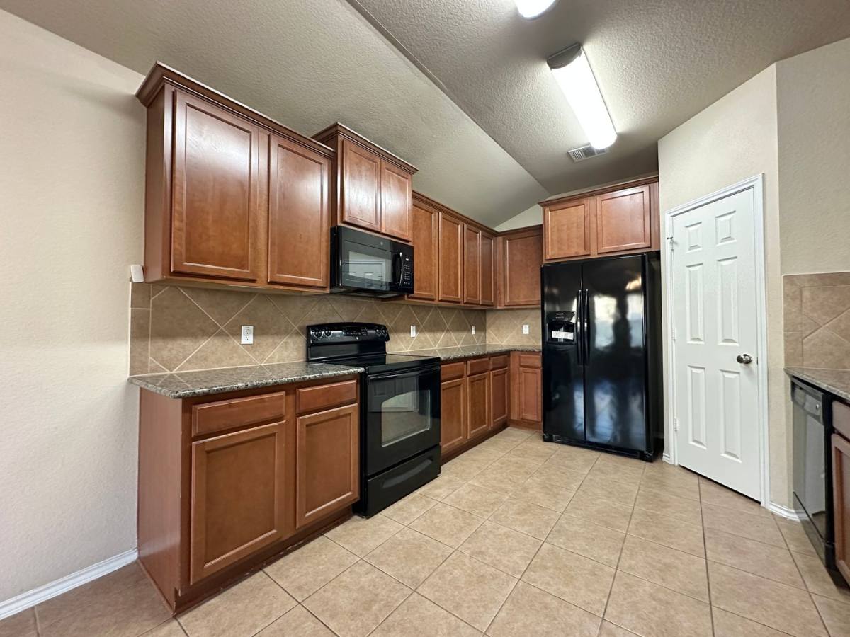 House for rent at 6806 Modesto Rd, Killeen, TX 76542
