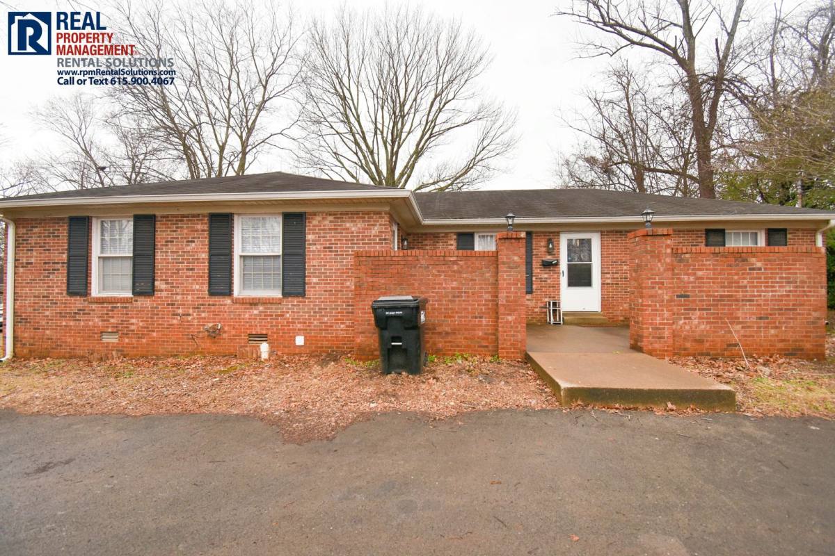 House for rent at 1003 W Clark Blvd, Murfreesboro, TN 37129