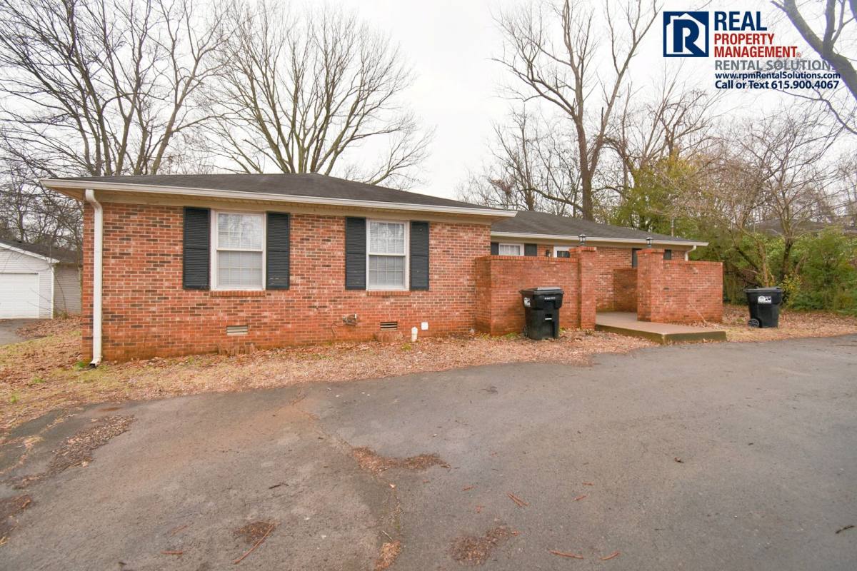 House for rent at 1003 W Clark Blvd, Murfreesboro, TN 37129