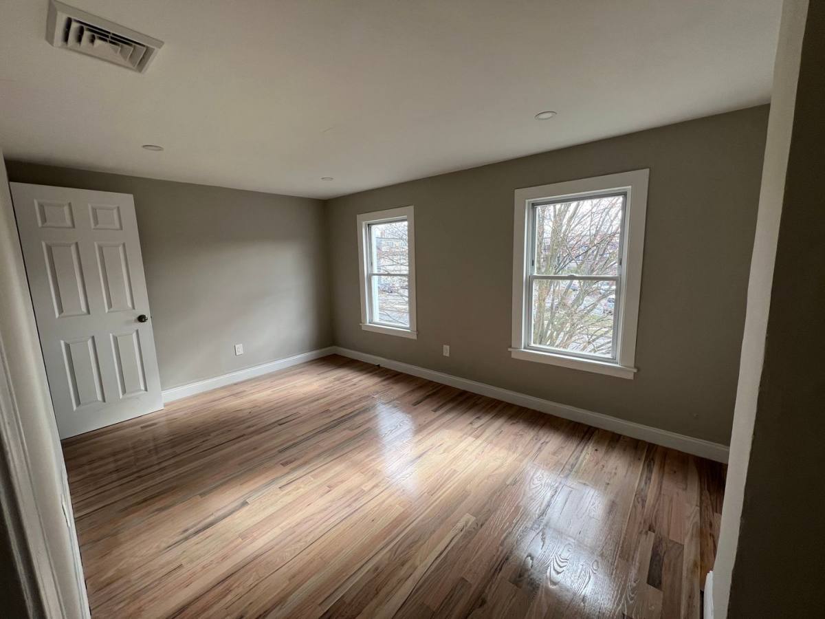 Townhouse for rent at 18-32 Washington Ave, Hamden, CT 06518