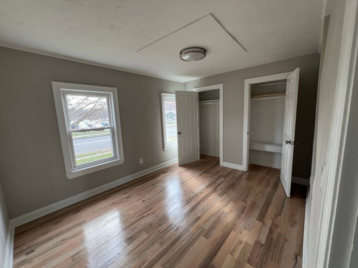 Townhouse for rent at 18-32 Washington Ave, Hamden, CT 06518