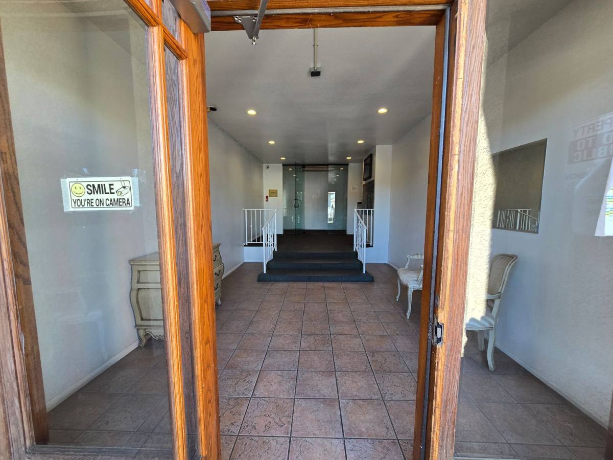 Condo for rent at 4705 Kester Ave, Sherman Oaks, CA 91403