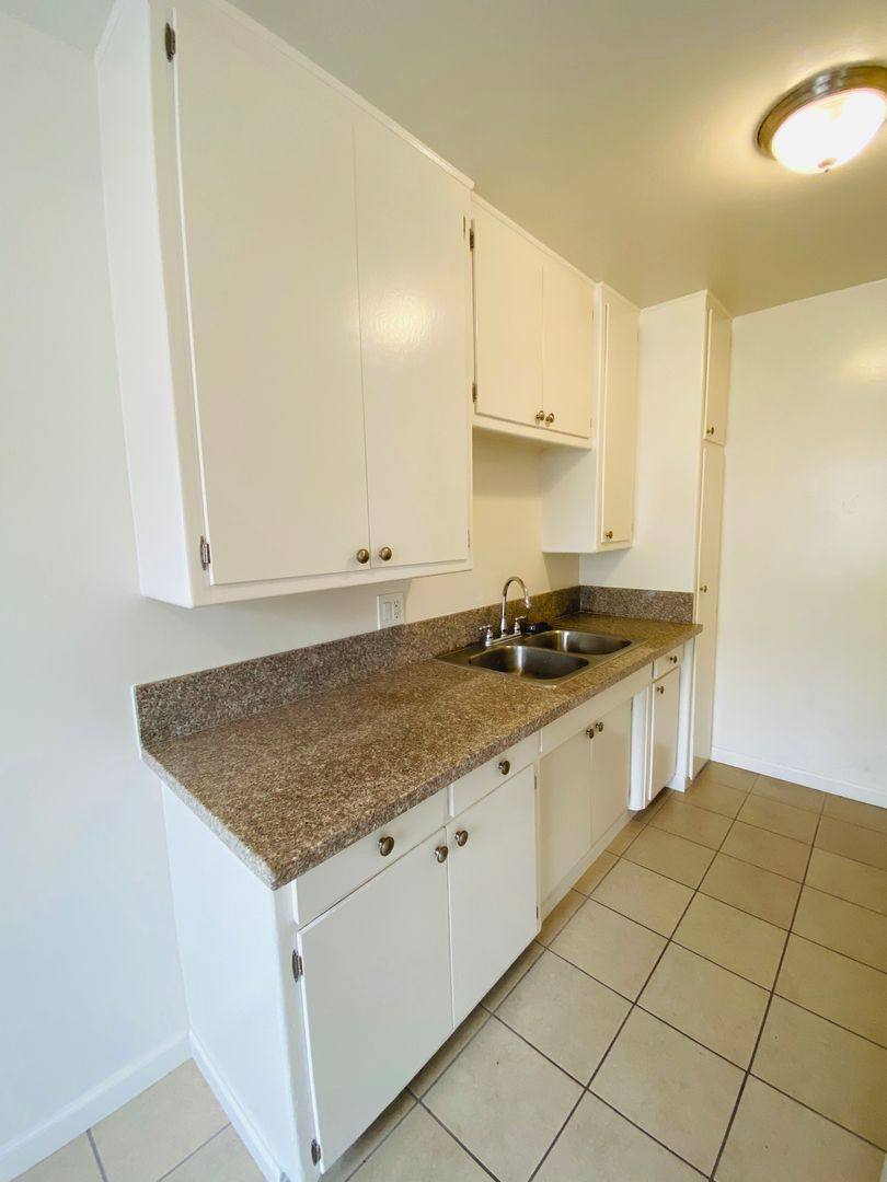 Apartment for rent at 1238 N Kenmore Ave, Los Angeles, CA 90029
