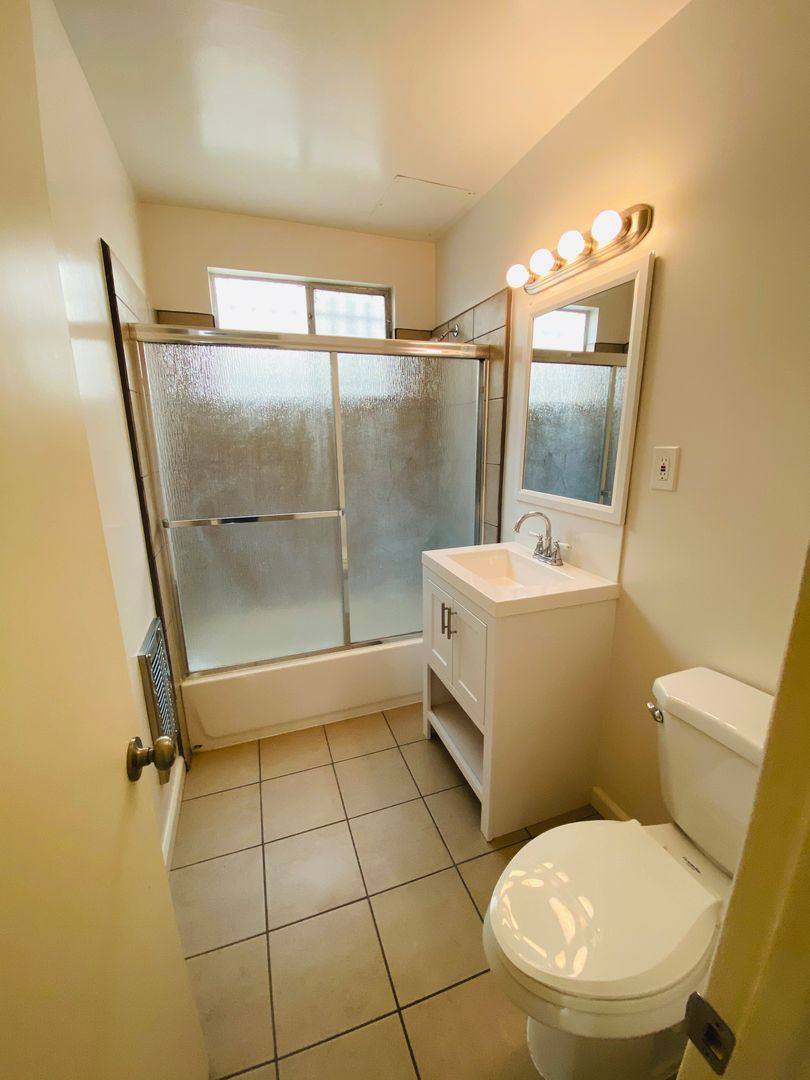 Apartment for rent at 1238 N Kenmore Ave, Los Angeles, CA 90029