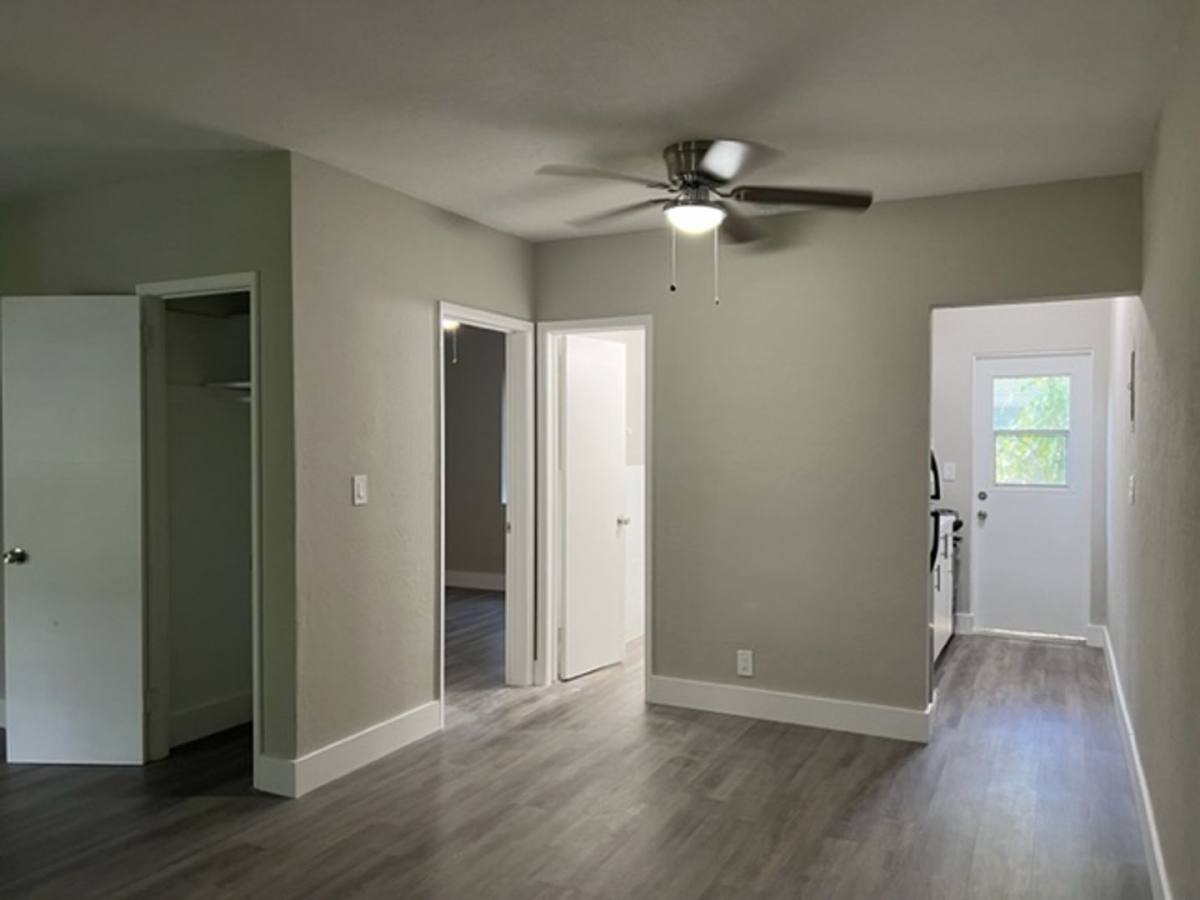 Apartment for rent at 716 NE 14th Ave, Fort Lauderdale, FL 33304