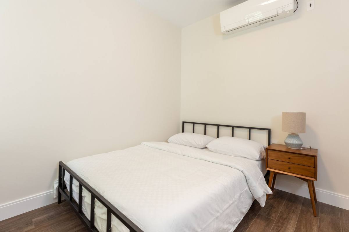 Apartment for rent at 133 Marcella St #2B, Roxbury, MA 02119