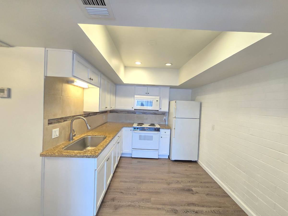 Apartment for rent at 524 W Malibu Dr, Tempe, AZ 85282