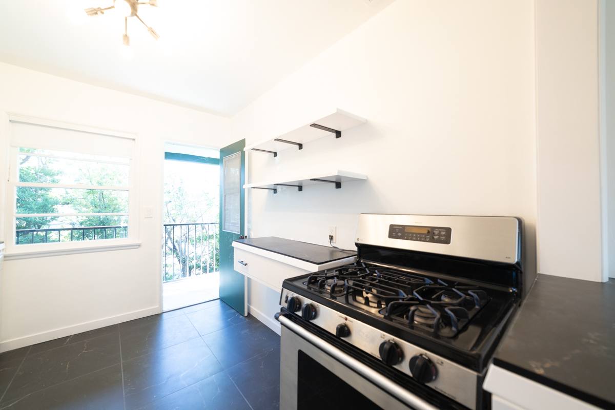 11638 Riverside Dr #5, North Hollywood, CA 91602 - Apartment For Rent - Image 6