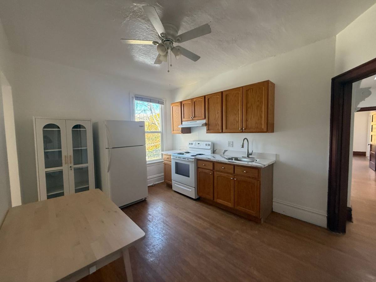 Apartment for rent at 87 C St, Salt Lake City, UT 84103