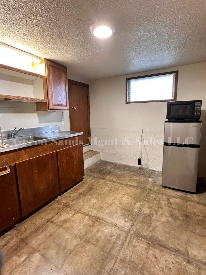 House for rent at 597 Kinoole St, Hilo, HI 96720