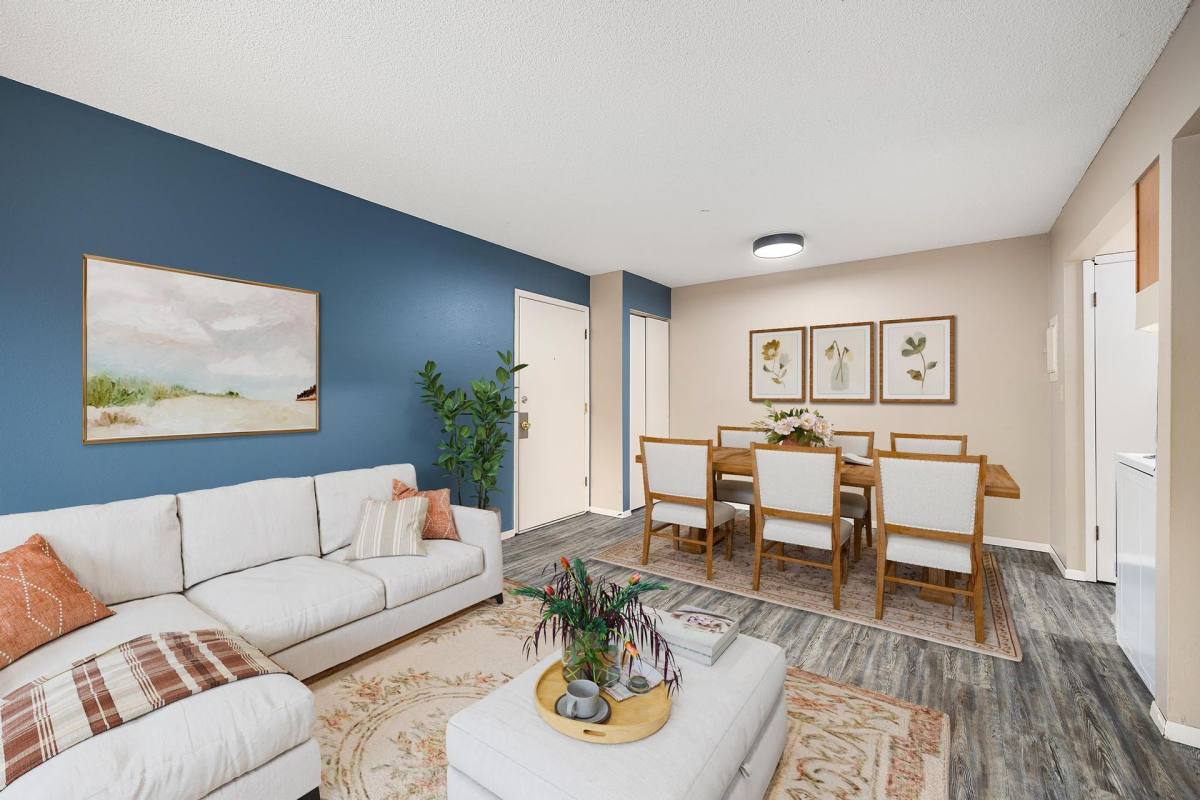 Apartment for rent at 2215 W Willow Knolls Rd, Peoria, IL 61614