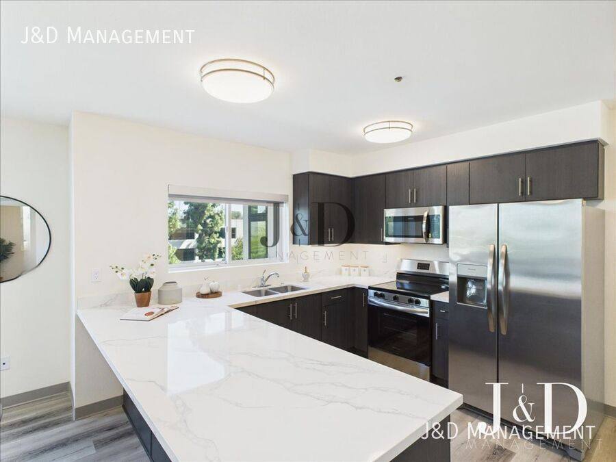 Apartment for rent at 6195 Montezuma Rd #A, San Diego, CA 92115