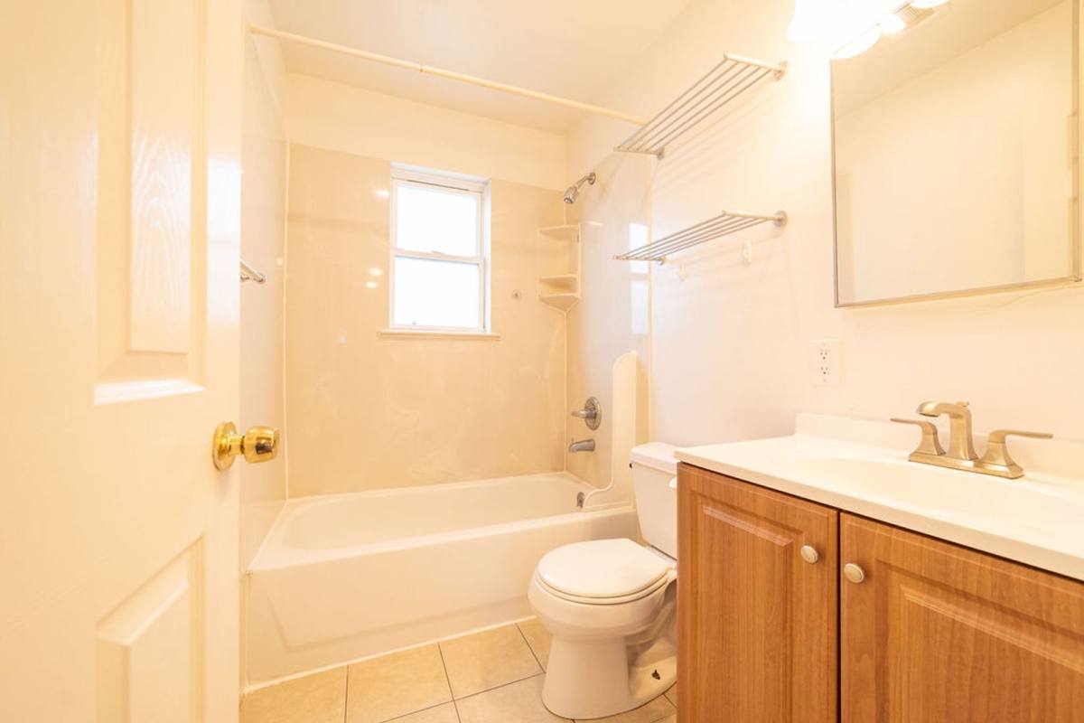 Apartment for rent at 2233 Channing Way, Berkeley, CA 94704
