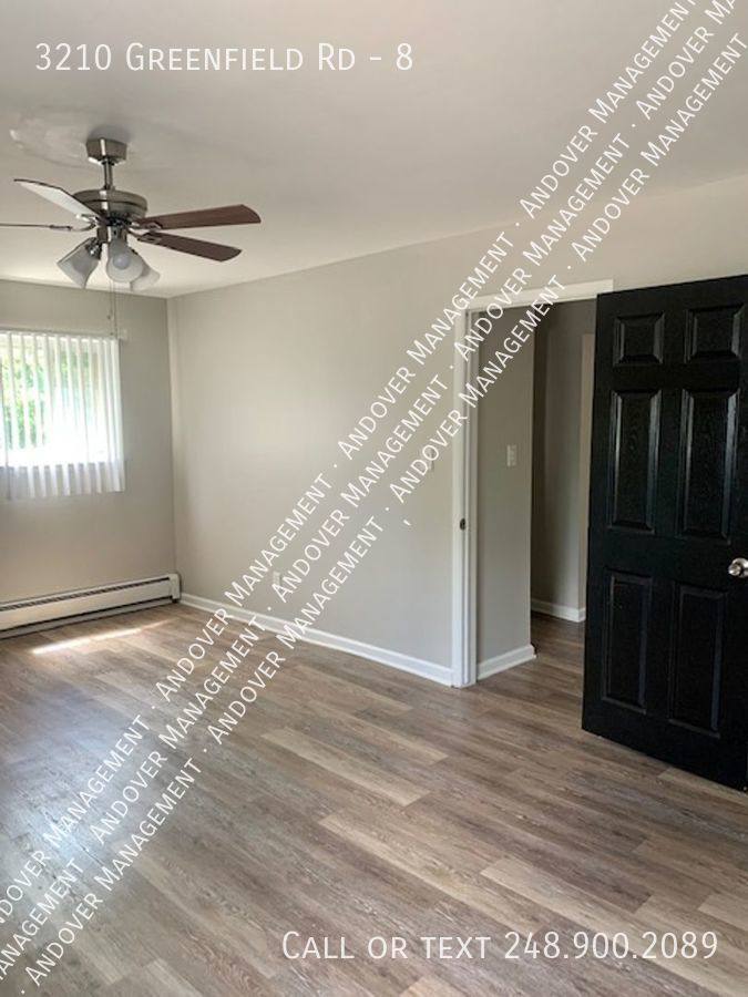 Apartment for rent at 3210 Greenfield Rd #8, Royal Oak, MI 48073