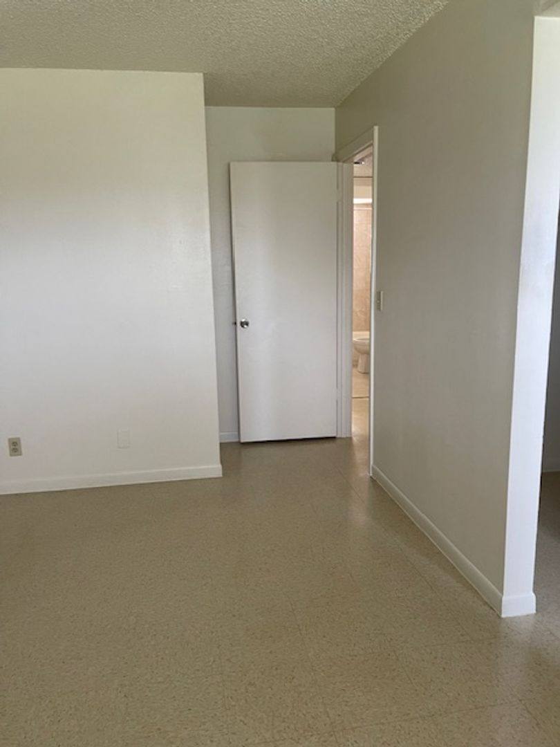 Apartment for rent at 100-200-300 Rex Ave, Lake Worth, FL 33461