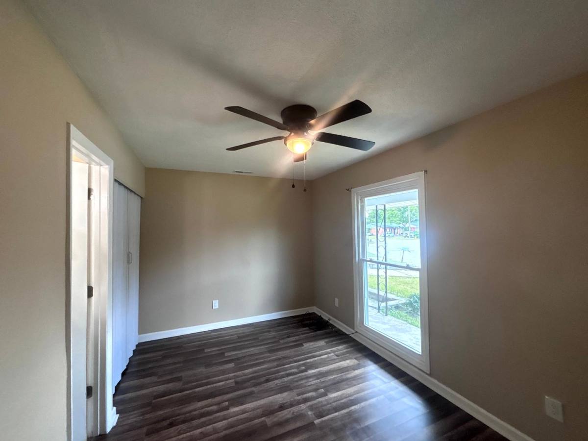 House for rent at 5523 Livingston Dr, Fayetteville, NC 28311