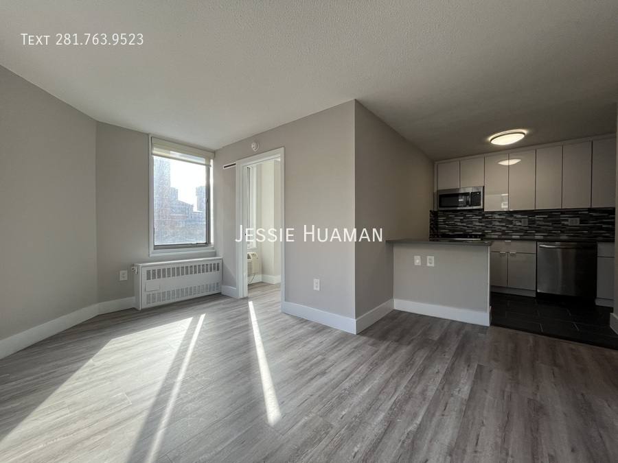 Apartment for rent at 520 Second Ave #C, New York, NY 10016