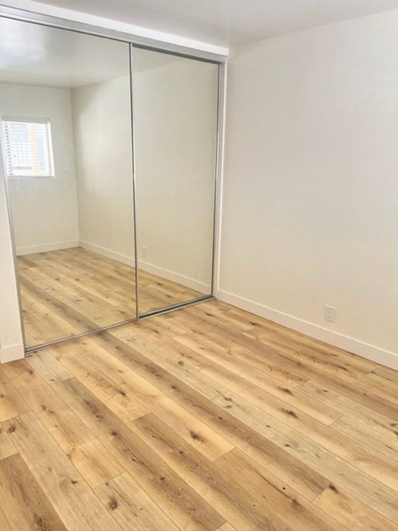 Apartment for rent at 808-812 Westmount Dr, West Hollywood, CA 90069