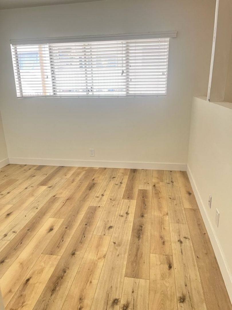 Apartment for rent at 808-812 Westmount Dr, West Hollywood, CA 90069