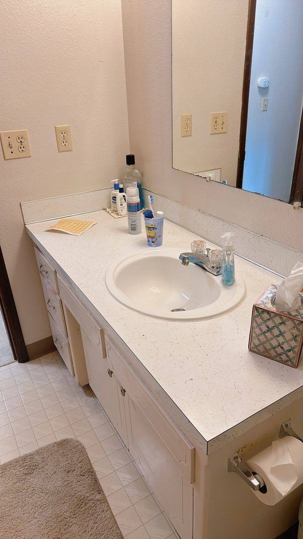 Apartment for rent at 1124 High St, Bellingham, WA 98225