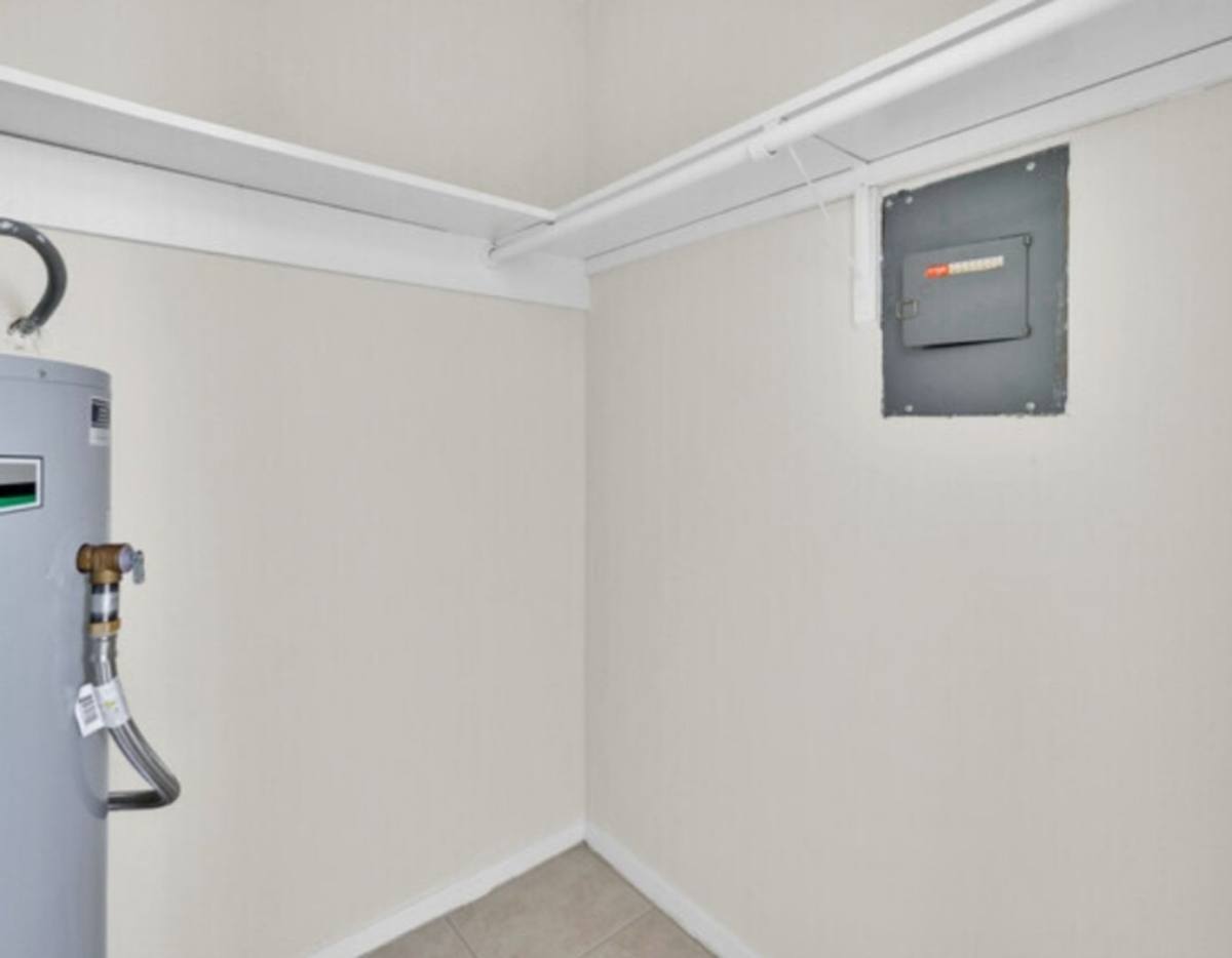Apartment for rent at 705 E 6th St, Weslaco, TX 78596