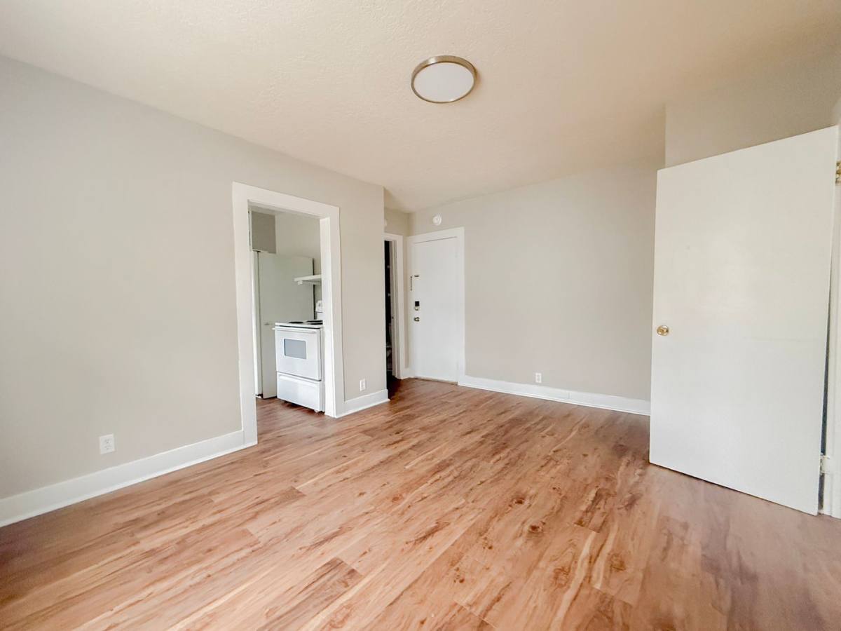 House for rent at 126 N Main St, Sparta, TN 38583