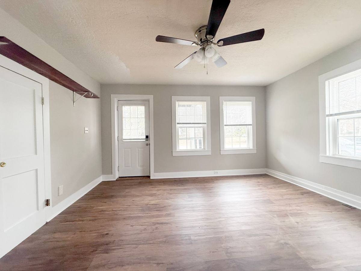 House for rent at 126 N Main St, Sparta, TN 38583