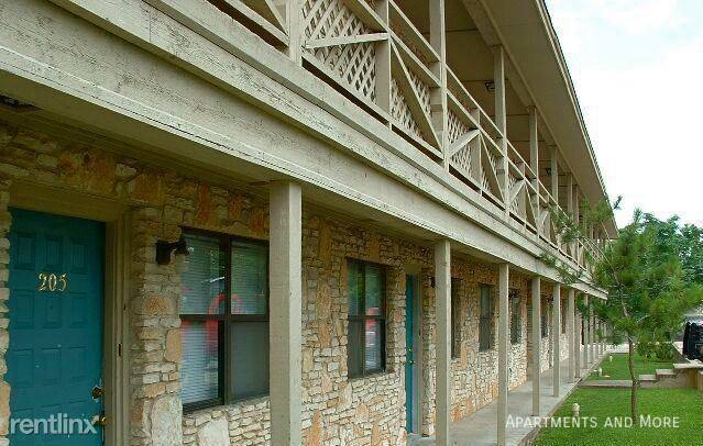 Apartment for rent at 1224 N Lbj Dr #206, San Marcos, TX 78666