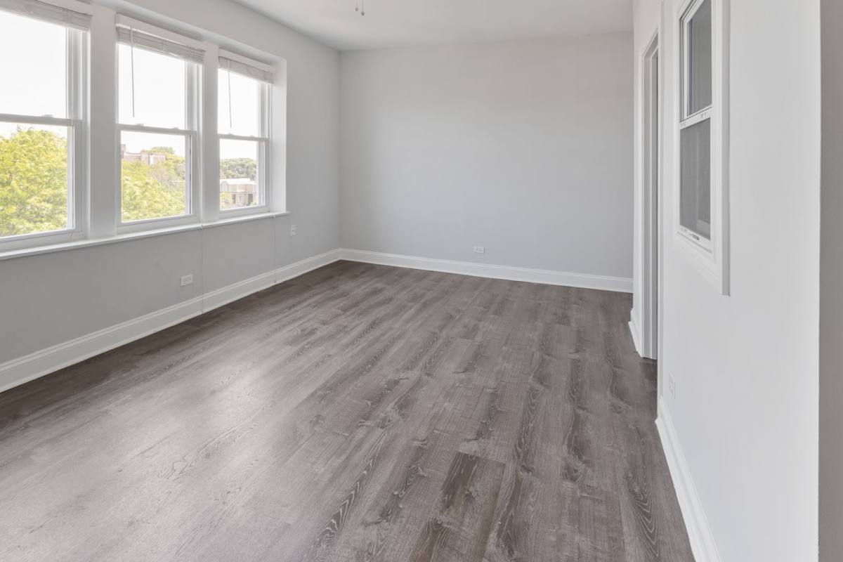 Apartment for rent at 1608 W Sherwin Ave, Chicago, IL 60626