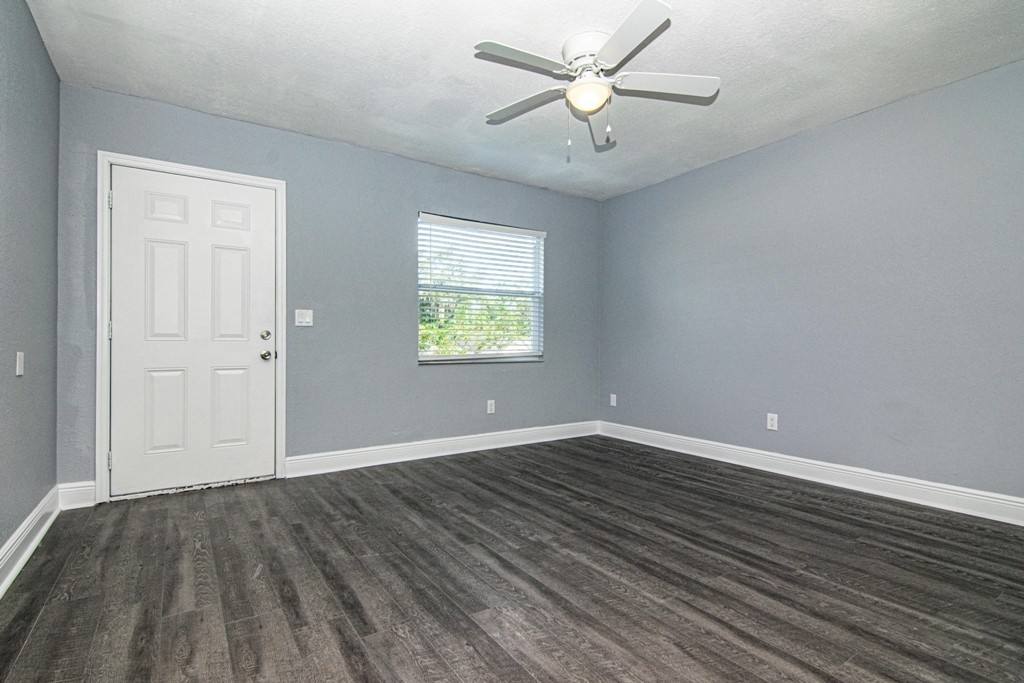 House for rent at 107 Karde Lane, Brandon, FL 33510