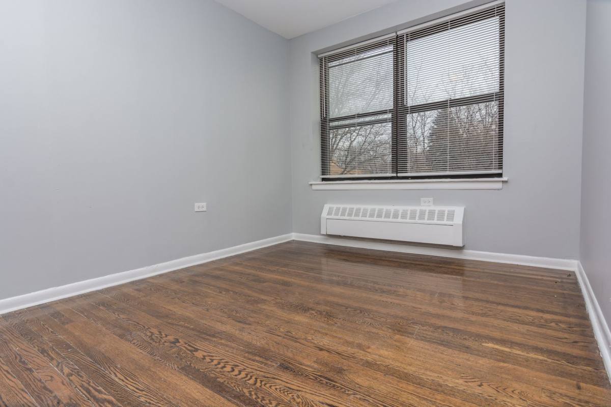 Apartment for rent at 7836 S Shore Dr, Chicago, IL 60649