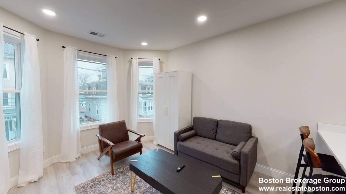 Apartment for rent at 23 Newport St #2, Dorchester, MA 02125