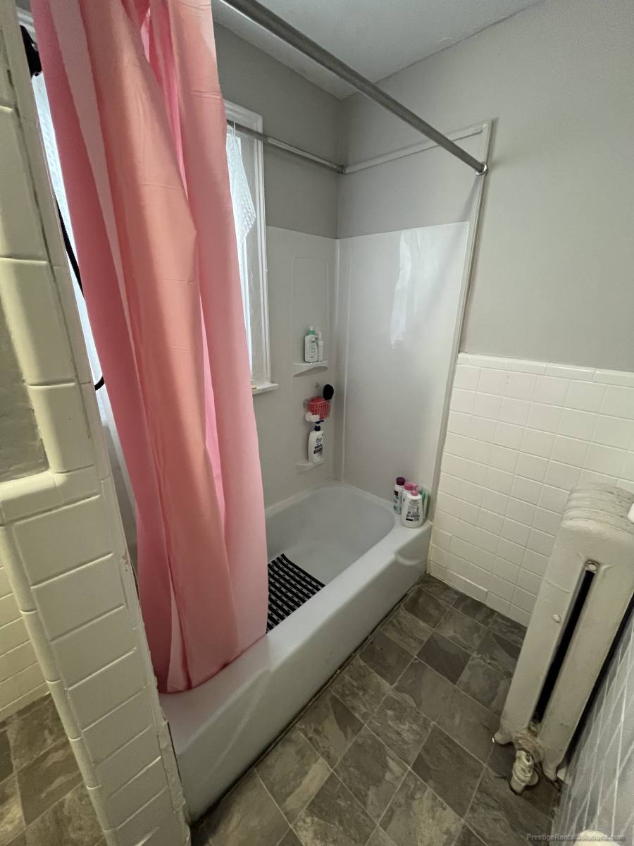 Apartment for rent at 172 Bigelow St #2, Brighton, MA 02135