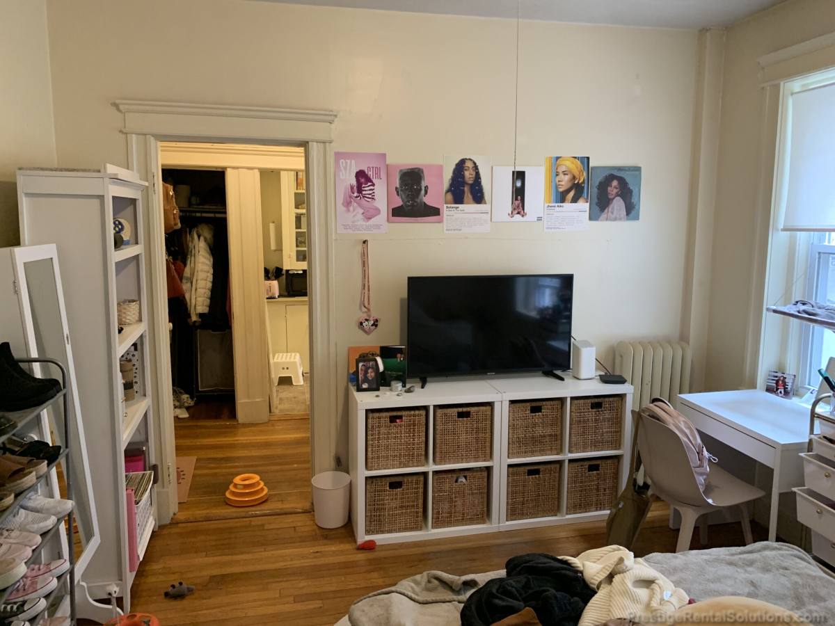 Apartment for rent at 221 Kelton St #4, Allston, MA 02134