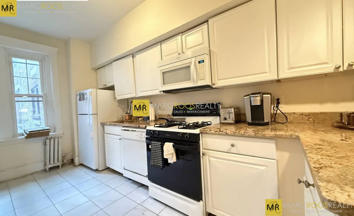 Apartment for rent at 1868 Commonwealth Ave #5, Brighton, MA 02135
