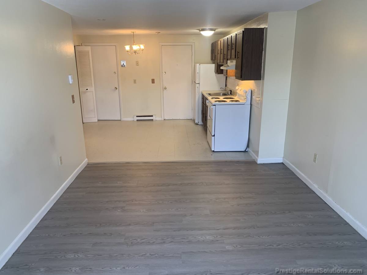 Apartment for rent at 40 Dinan Dr #11, Gardner, MA 01440