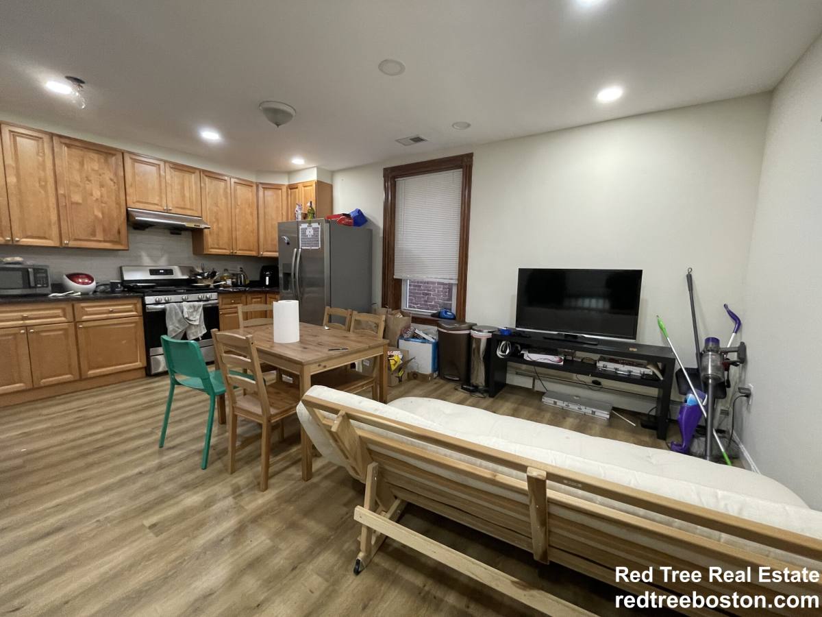 Apartment for rent at 129 Cedar St #3, Roxbury, MA 02119