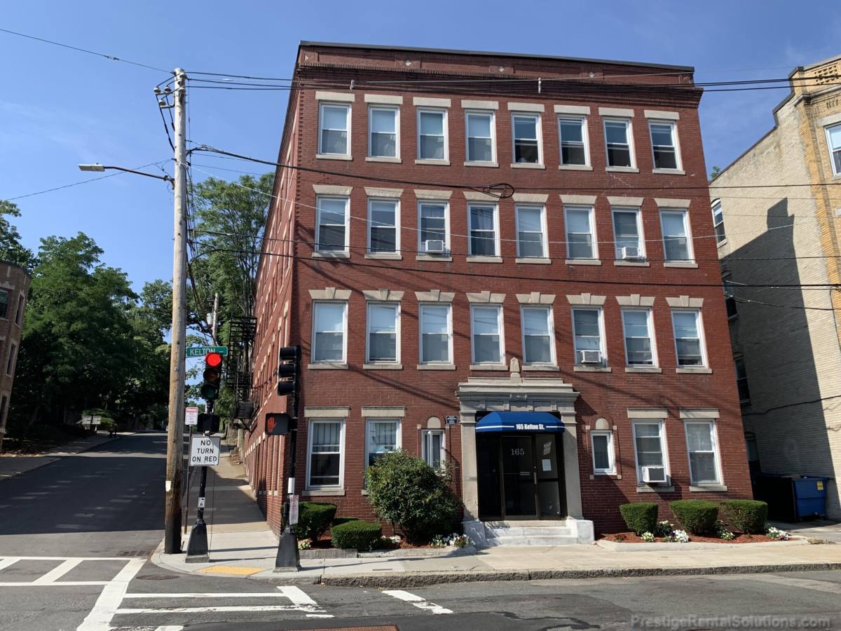 Apartment for rent at 165 Kelton St #35, Allston, MA 02134