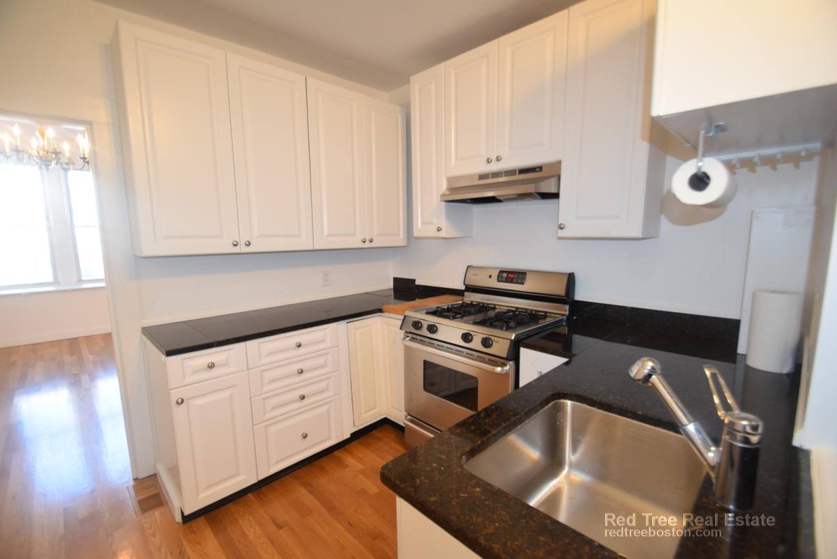Apartment for rent at 682 Parker St #1, Roxbury Crossing, MA 02120