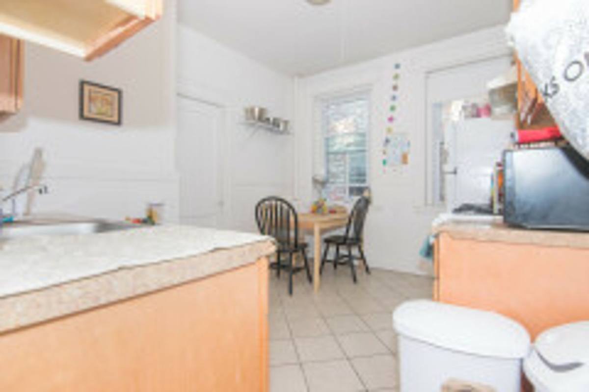 Apartment for rent at 56 Brighton Ave #2, Allston, MA 02134